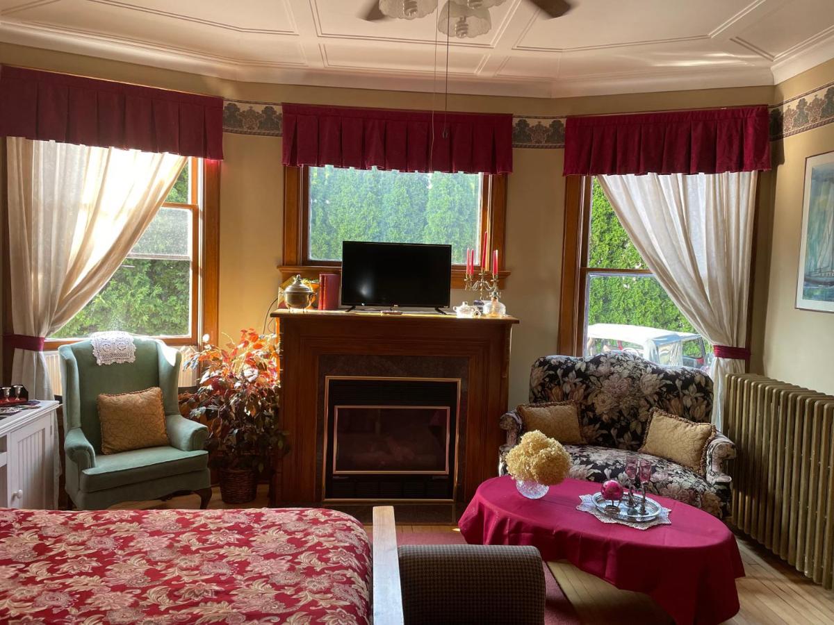 The Pembrooke Inn 斯特金贝 外观 照片